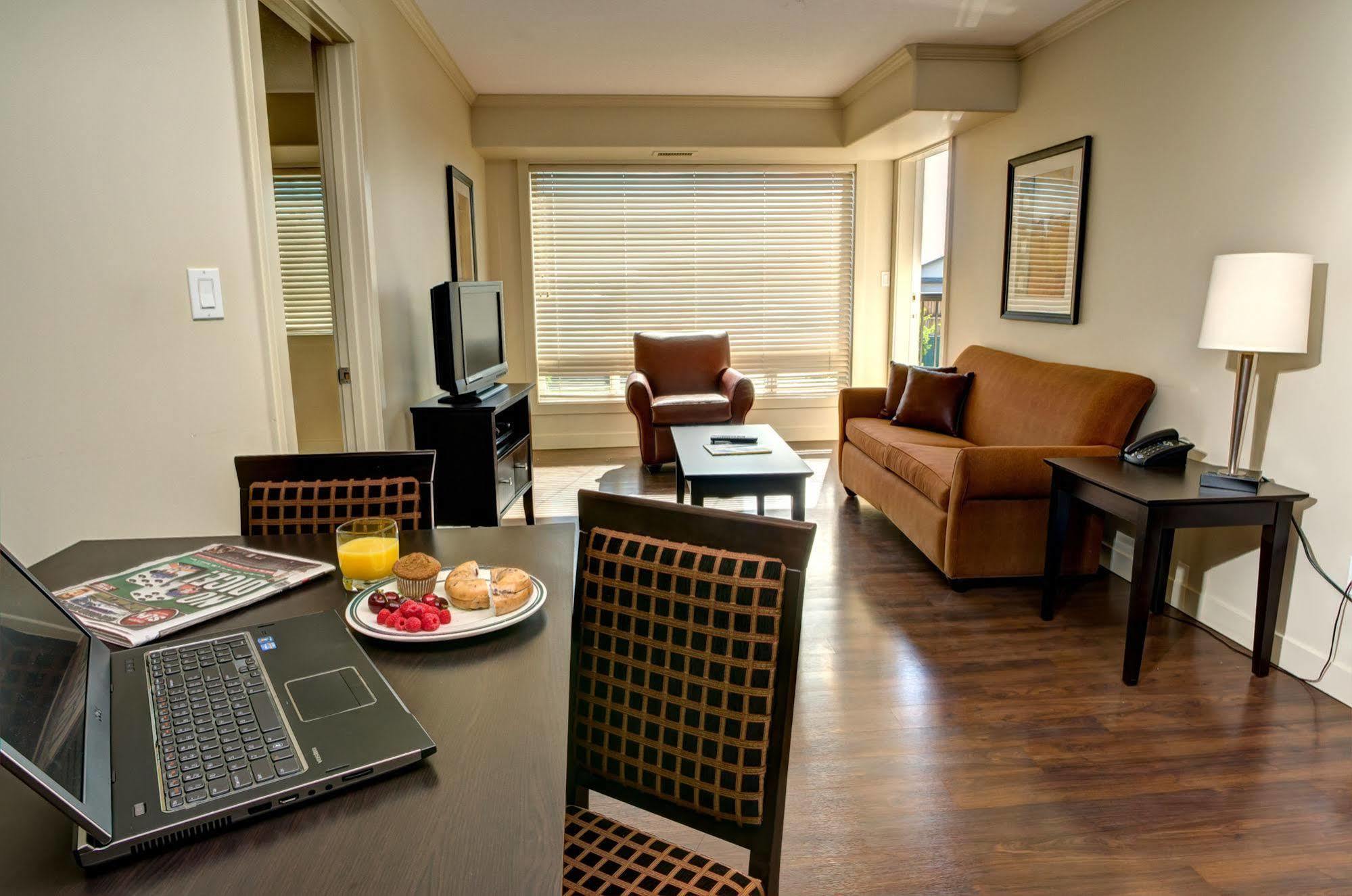 Clearwater Residence Hotel Timberlea Fort Mcmurray Chambre photo